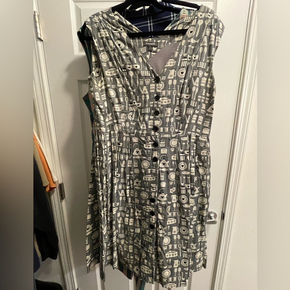 Emily and fin kitchen print dress